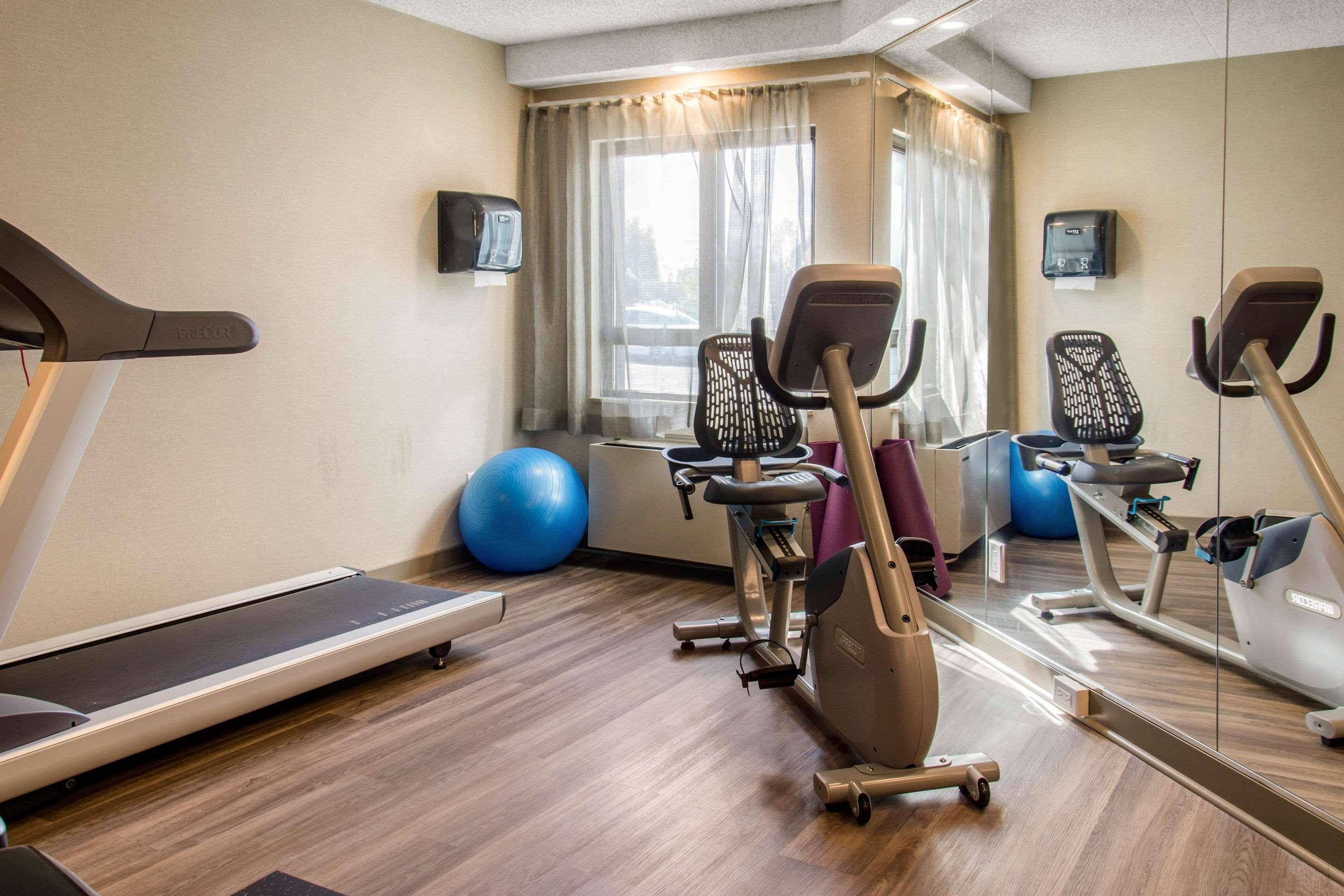 Comfort Inn Airport Dorval Eksteriør bilde