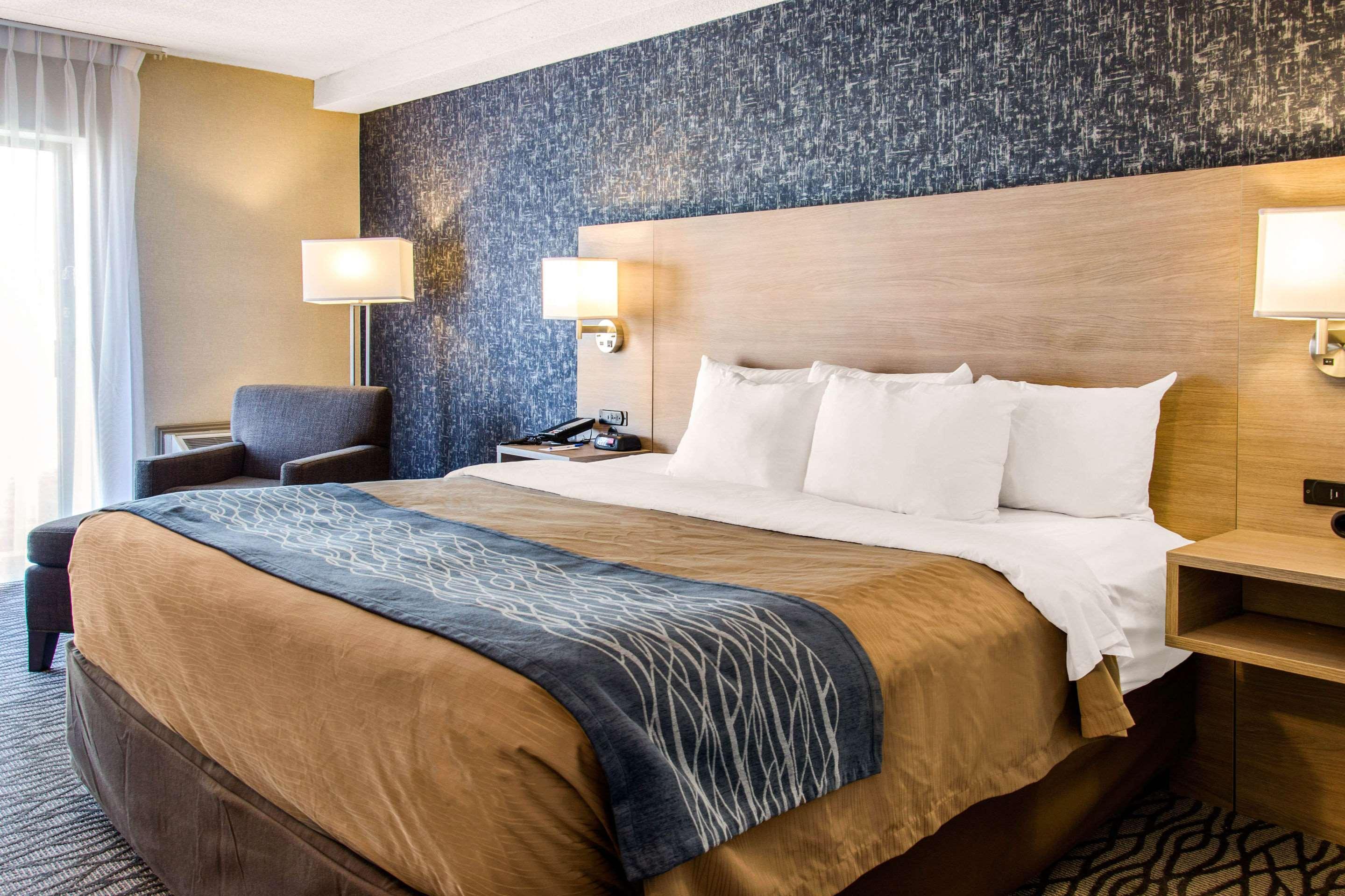 Comfort Inn Airport Dorval Eksteriør bilde