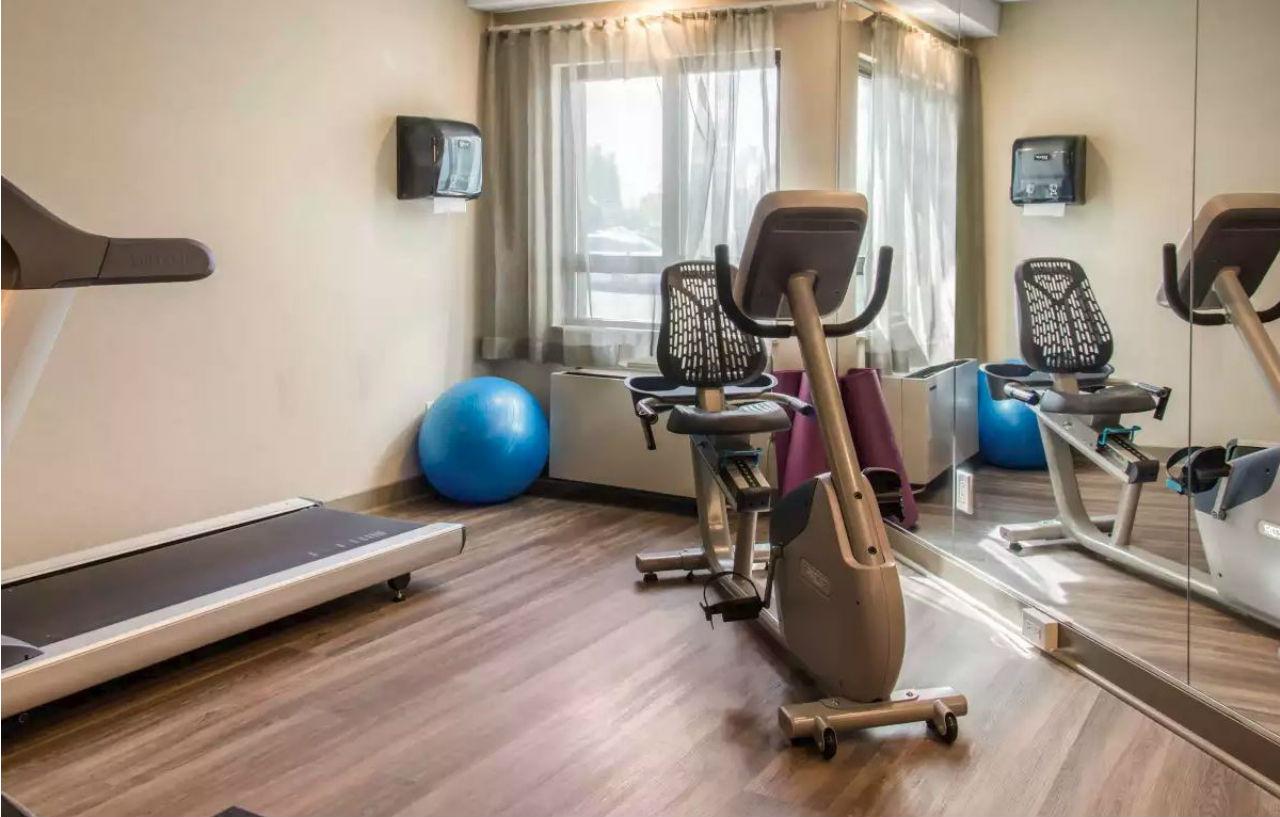 Comfort Inn Airport Dorval Eksteriør bilde
